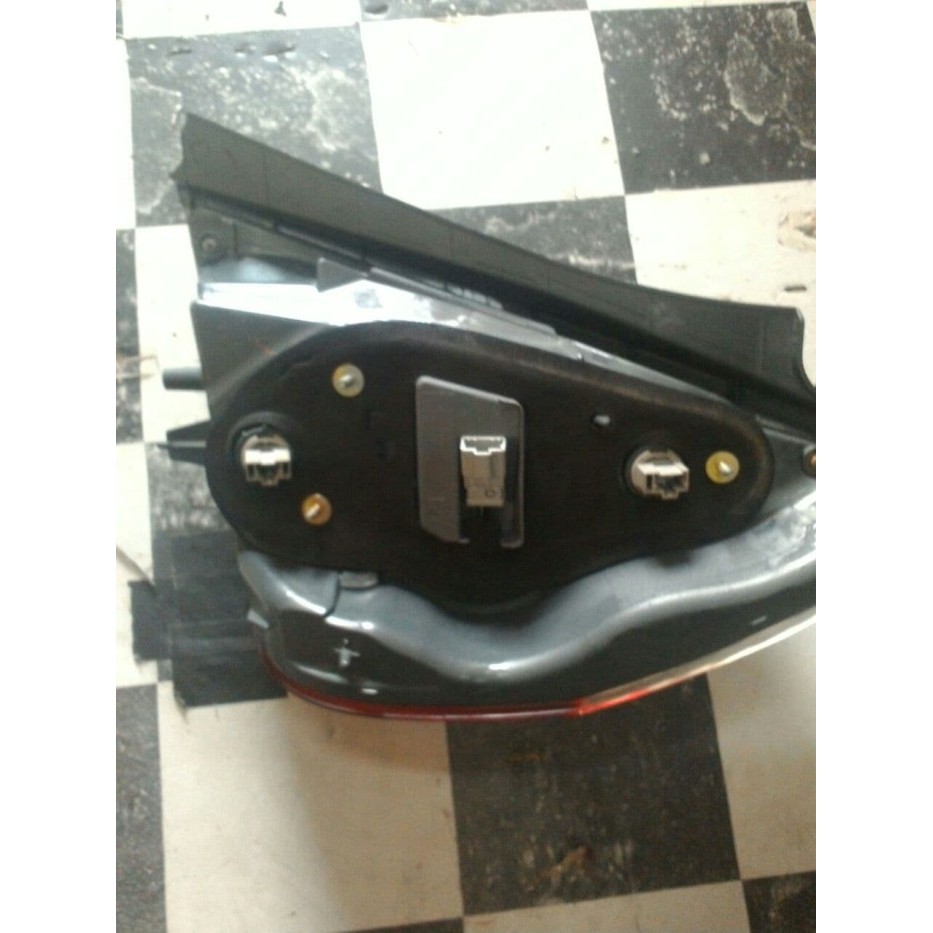 stop lamp kiri jazz GD3 (ada patah)