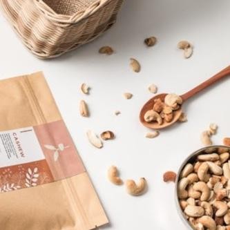

Kacang Mede Panggang 500 Gr / Cashew Nut Roast 500 Gr Quality