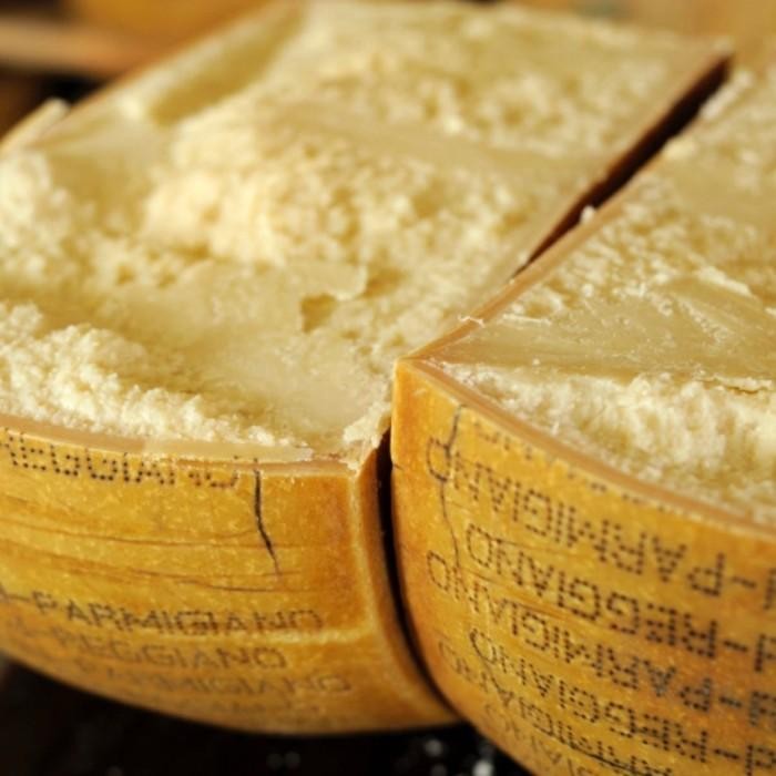 

Parmigiano Reggiano Cheese Dop Imported From Italy 1Kg (For Max)