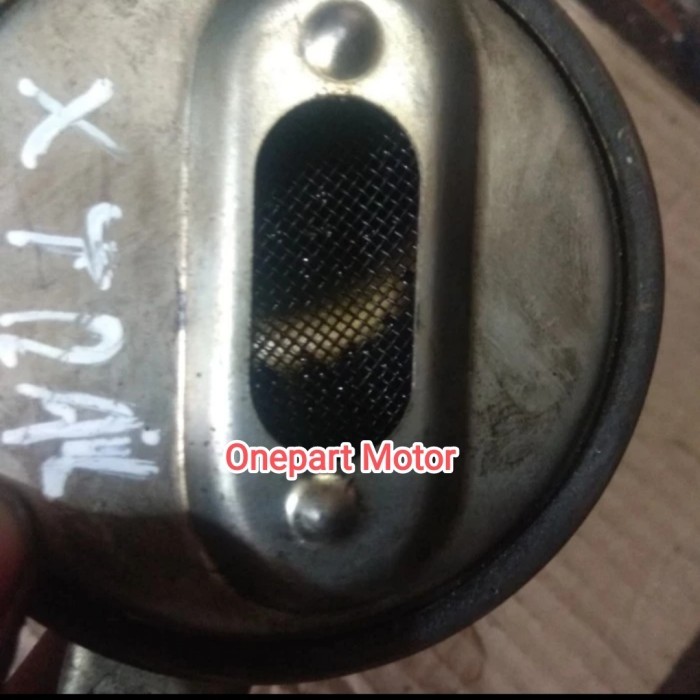 Aksesoris Tabung Corong Saringan Oli Xtrail Serena T30 Original