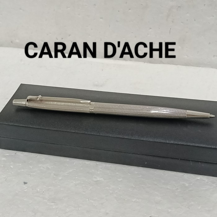 

Farizal - Pena Caran D'Ache Original No Parker Waterman Sheaffer Pelikan Cross