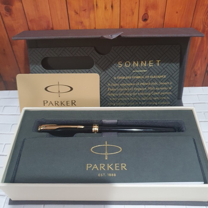 

Farizal - Pulpen Parker Sonnet 07 Lq Black Gt Rb Roller Ball Klip Emas Free Graf