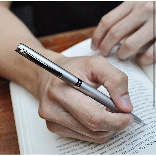 

Ready Sheaffer SAGARIS-9477 Ballpoint