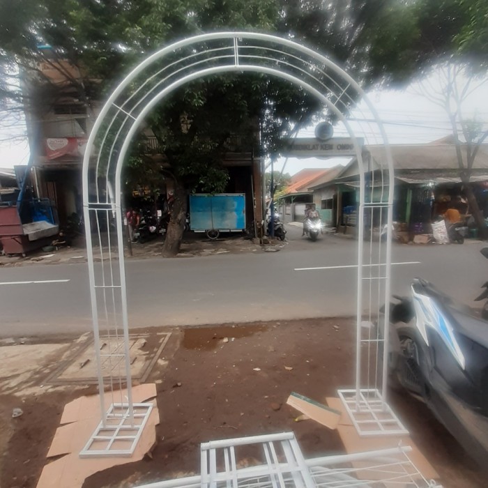 Ready pergola lengkung hadap depan