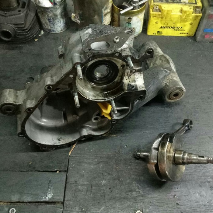 ;&;&;&;&] rengkes krukas mesin vespa excel original copotan mulus