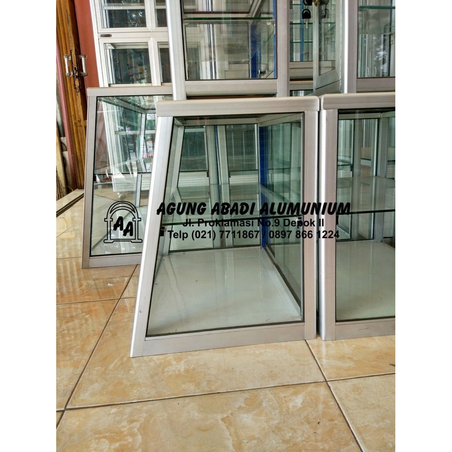Etalase Kaca Makanan Mini 60cm