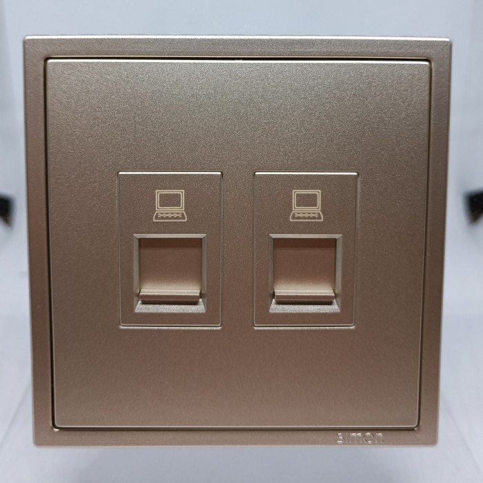 SIMON I7 CHAMPAGNE OUTLET DATA / OUTLET DATA (TWIN DATA CAT 6)