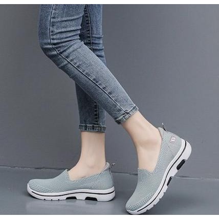 Grizle Sepatu Skechers Wanita tanpa tali slip on Korea import