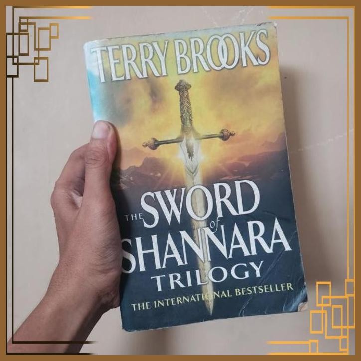 

[ADG] Novel Import The sword of shannara Trilogy by Terry brooks