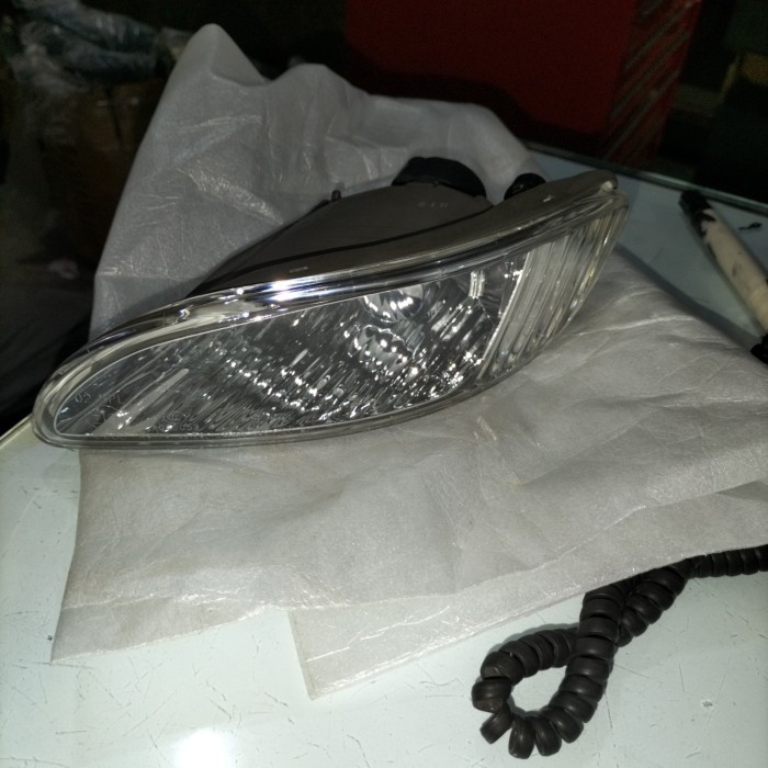 fog lamp lh harrier 2003/2013 asli original