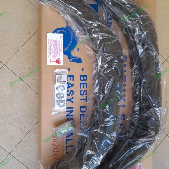 OVER FENDER JIMNY KATANA MODEL KOTAK LAMA BAHAN KARET