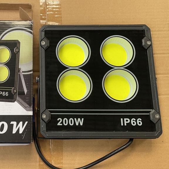 Led sorot 200 watt 200w cob kap lampu sorot led 200 watt 200w