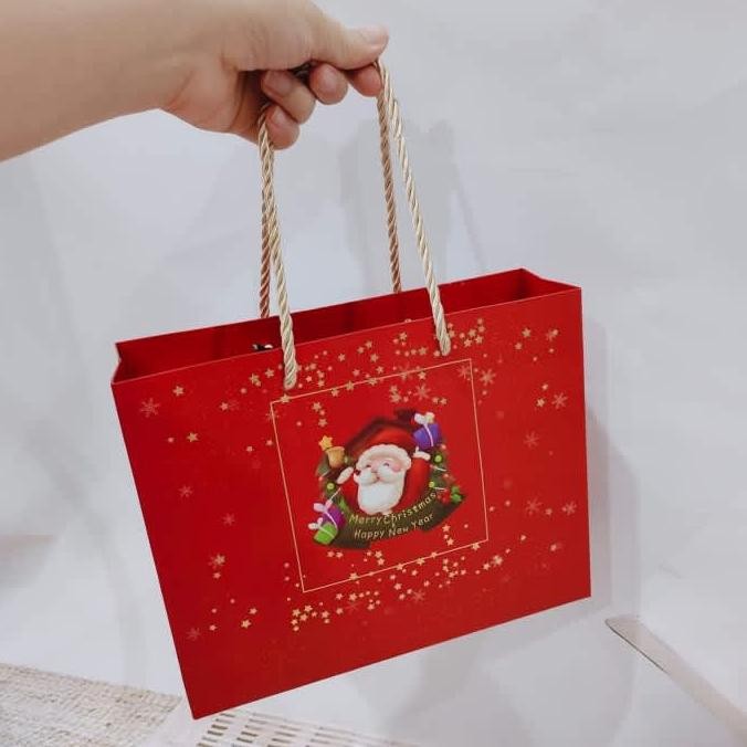 

Holy Gift Hampers Scarlett Whitening / Tuker Kado Natal /Christmas Gift Hntl2103 Terlaris