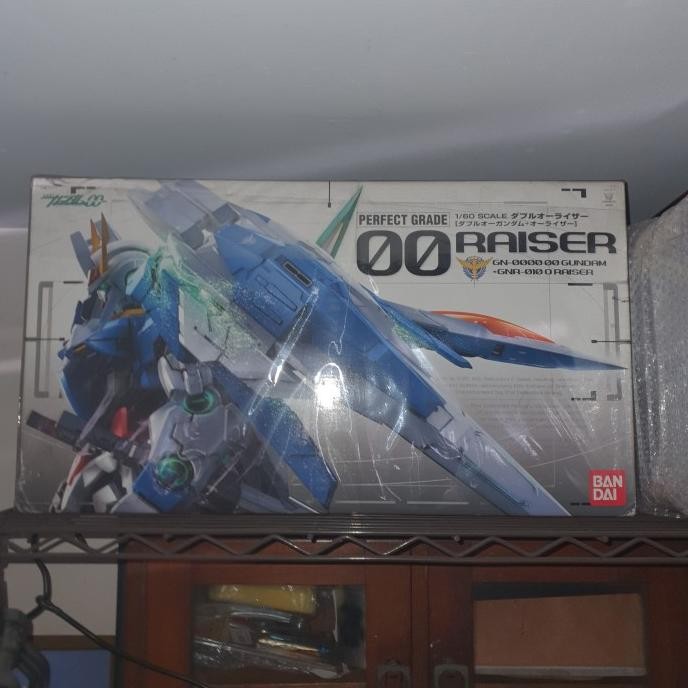 PG Gundam OO Raiser ( Bandai Original )