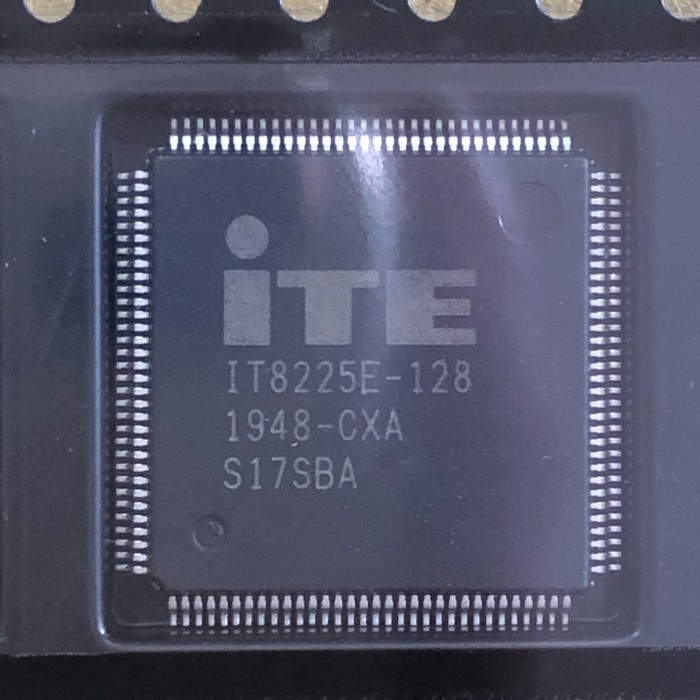 IO IT8225E-128 CXA