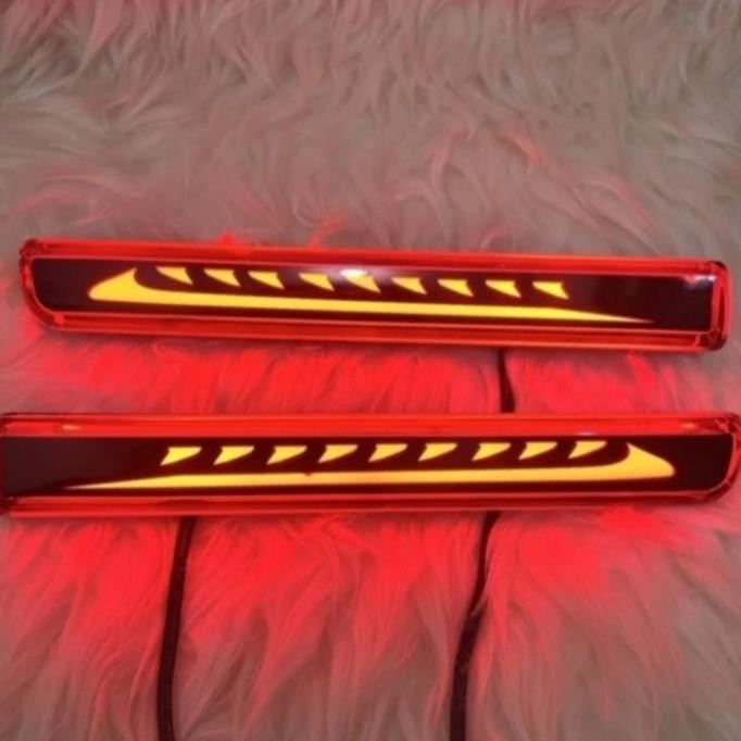 LAMPU LED REFLEKTOR BUMPER MOBIL RUSH