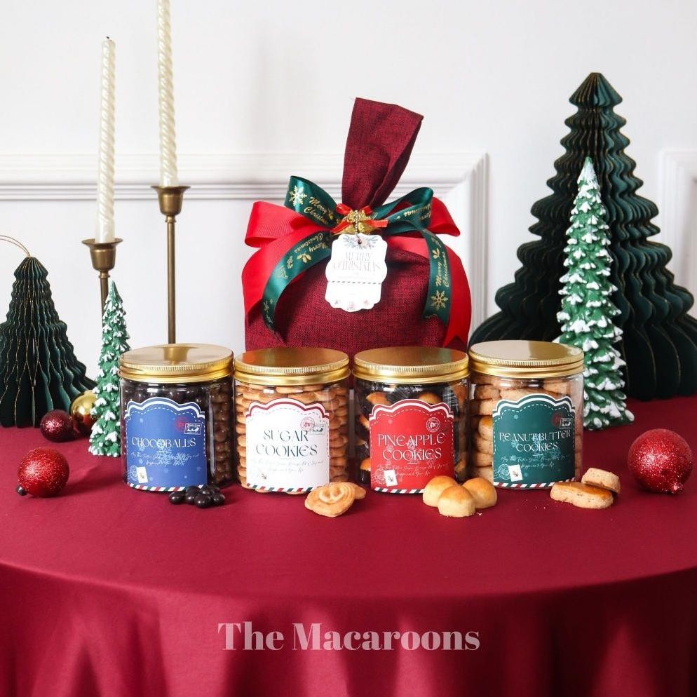 

Hampers Knotted Bag Natal Isi Kue Kering dan Coklat - Souvenir Tas Natal