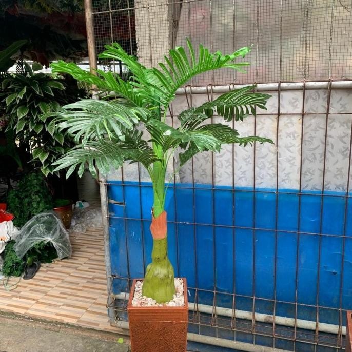 pohon palem artificial/palem artificial latex/pot palem sintetis