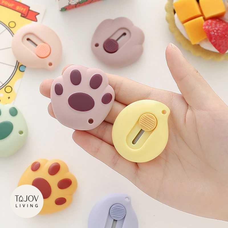 

Pisau Cutter Mini Pemotong Kertas Desain Cat Paw - OL-6101