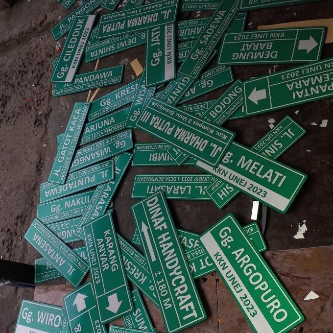 

PLANG NAMA JALAN CUSTOM KGS