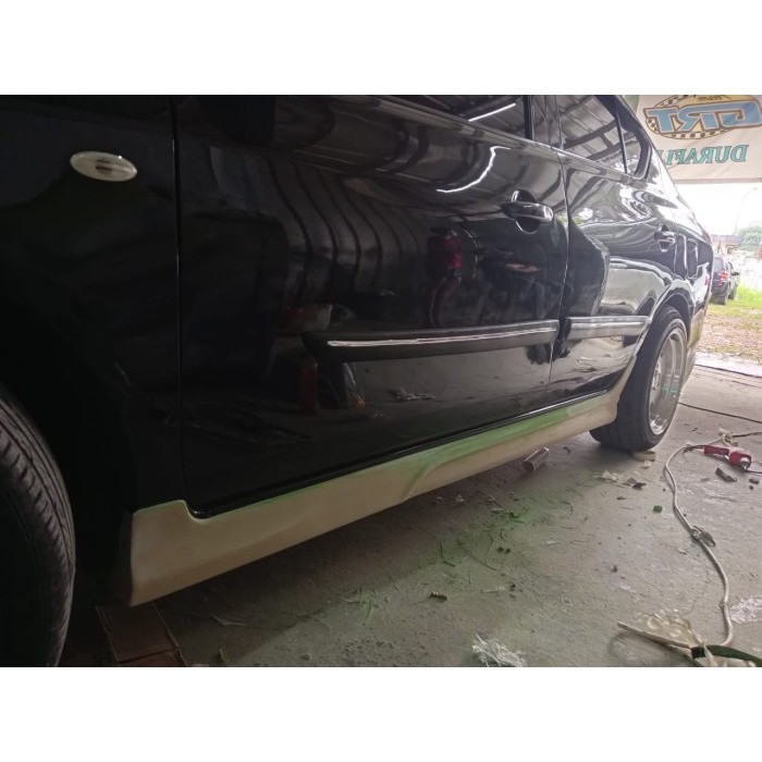 Bodykit samping nissan almera