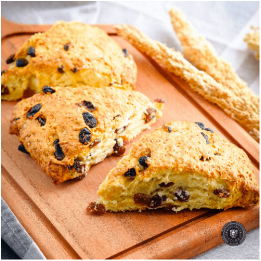 

Legend - Raisins Scones Bread Mediterranea