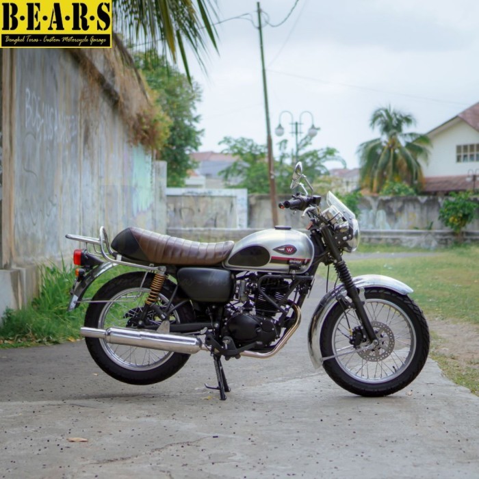 Spakbor Custom W175 Panjang Chroom