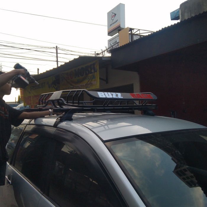ROOF RACK BAGASI ATAS MOBIL TOYOTA INNOVA MEREK BUZZ RACK + CROSS BAR
