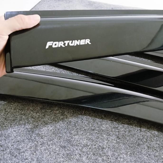 `Talang Air Fortuner 2012 2013 2014 2015 Car Side Visor Injection Aksesoris Jsl Promo