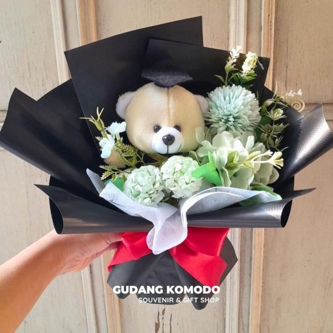 BUKET WISUDA CEWEK/BUKET BONEKA WISUDA/BUKET KELULUSAN/BUCKET BONEKA LUCU/HADIAH WISUDA CEWEK 1512T
