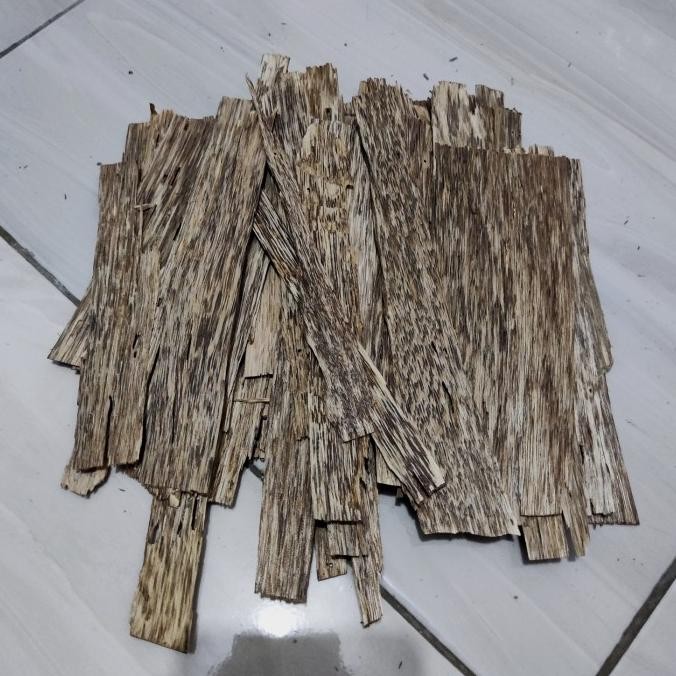 Kayu Gaharu Oud Bukhur Kalimantan AB Super Aromaterapi Wangi Alami