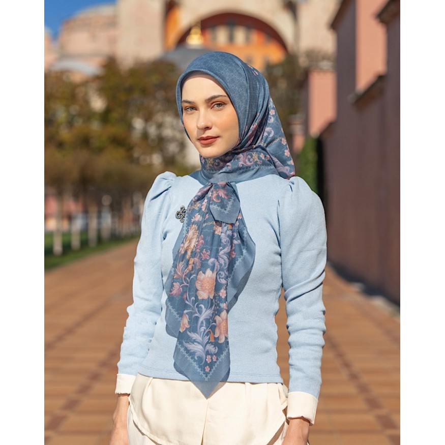 Heaven Lights - Zahari Scarf - Hijab Motif Segi Empat