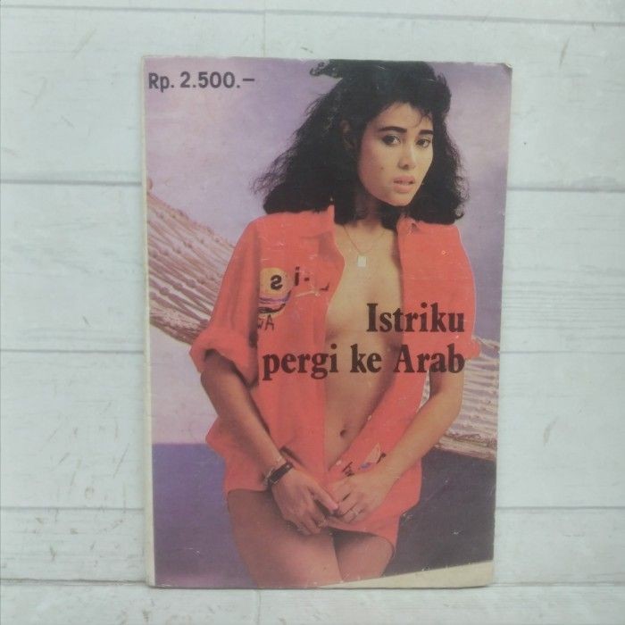 Enny Arrow Istriku Pergi Ke Arab BUKU Langka