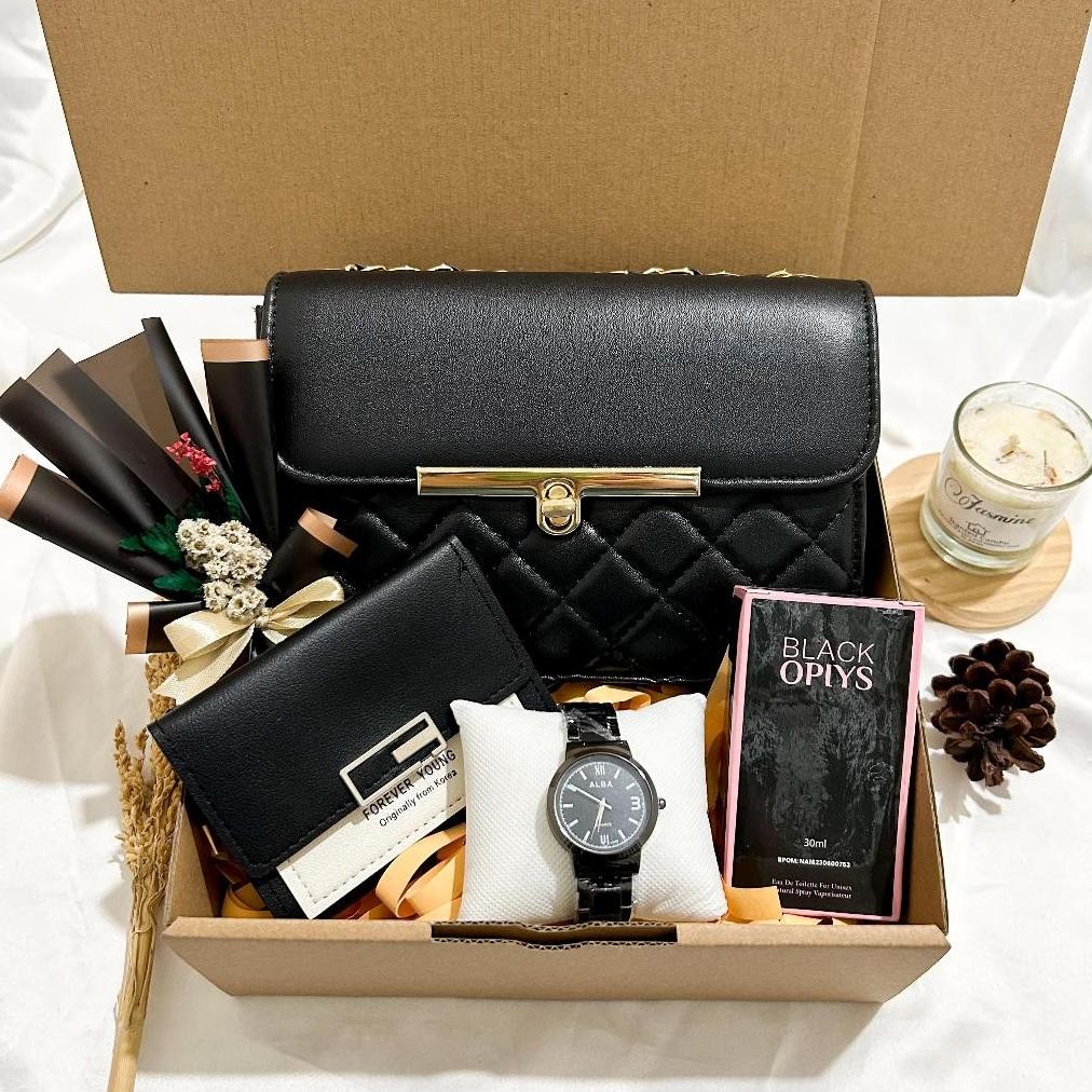 

ton kado cewek/ kado ulang tahun tas / hampers kado tas cewek hadiah ulang tahun murah simple elegan / kado wisuda cewek / kado graduation