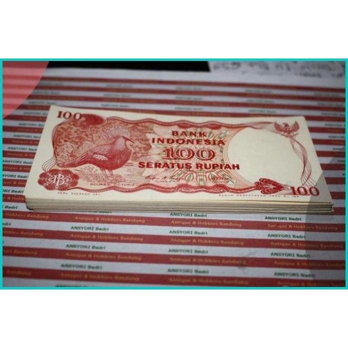 Uang Rp 100 Burung Dara Mahkota Goura Victoria (Iklan D281) 11OKTZ4 su