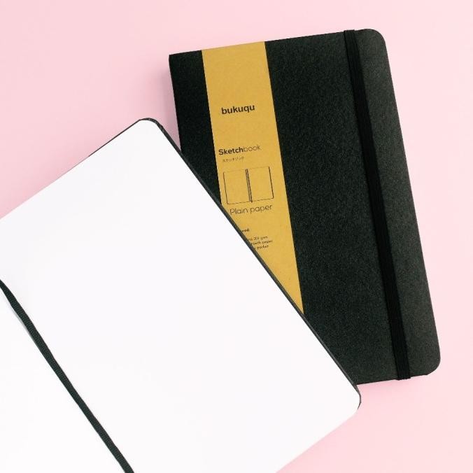 

BUKUQU SKETCHBOOK A5 200 GSM HARDCOVER - PORTRAIT - NOTEBOOK GAMBAR/ LUKIS/ CAT AIR TEBAL