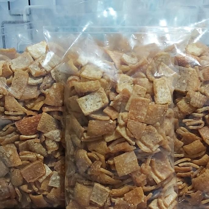 

TERBATAS kerupuk kulit babi/kerupuk babi siap goreng