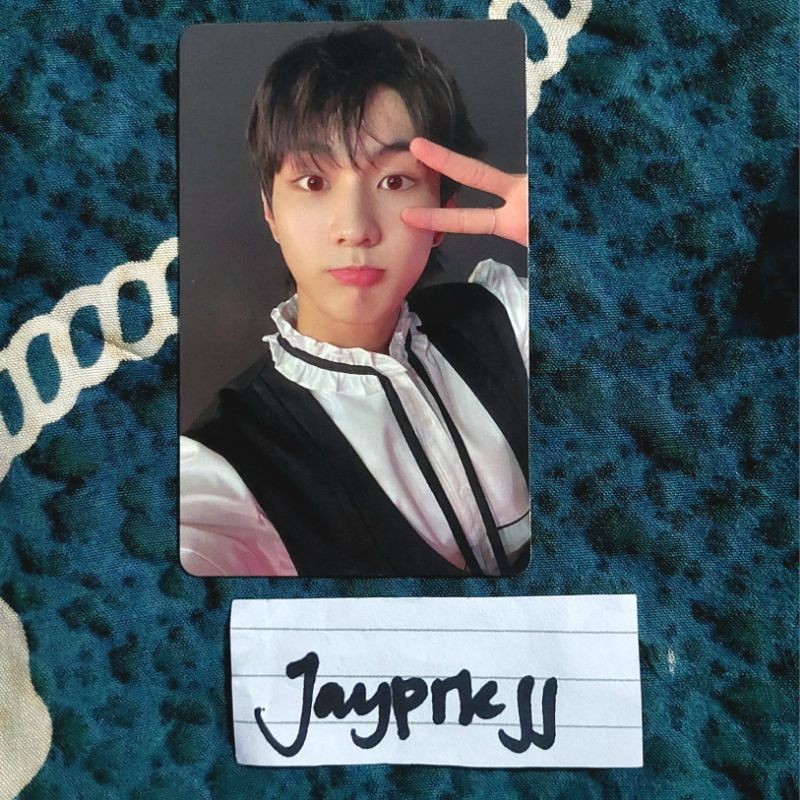 [OFFICIAL] JUNGWON NAVER LIVE DARK BLOOD (baca desk)