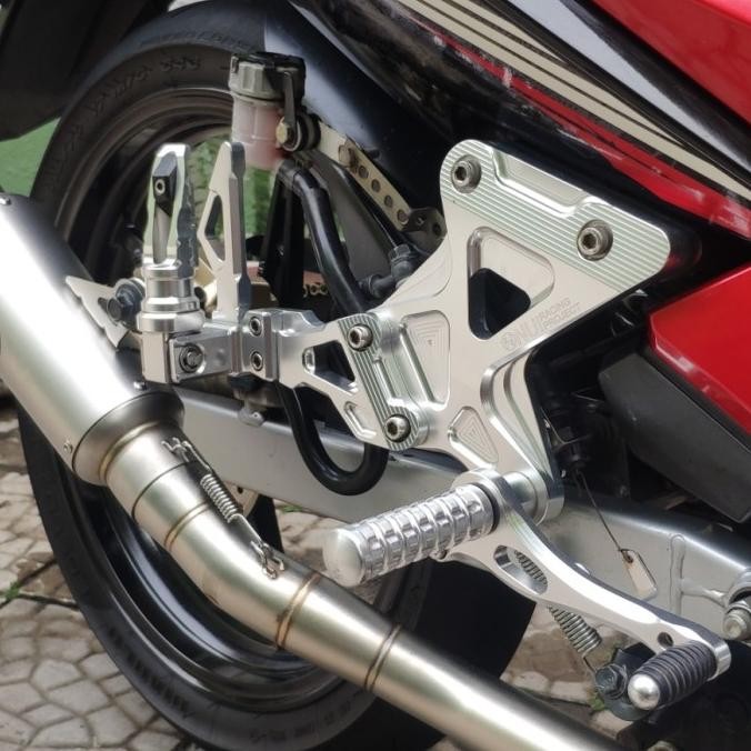 Footstep underbone nui set jupiter mx 135