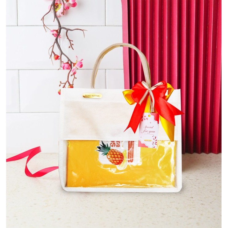 

Imlek HAMPERS IMLEK KUE NASTAR WISMAN PREMIUM JUMBO 9pcs by SOME BUTTER - NASTARTAS !NEW