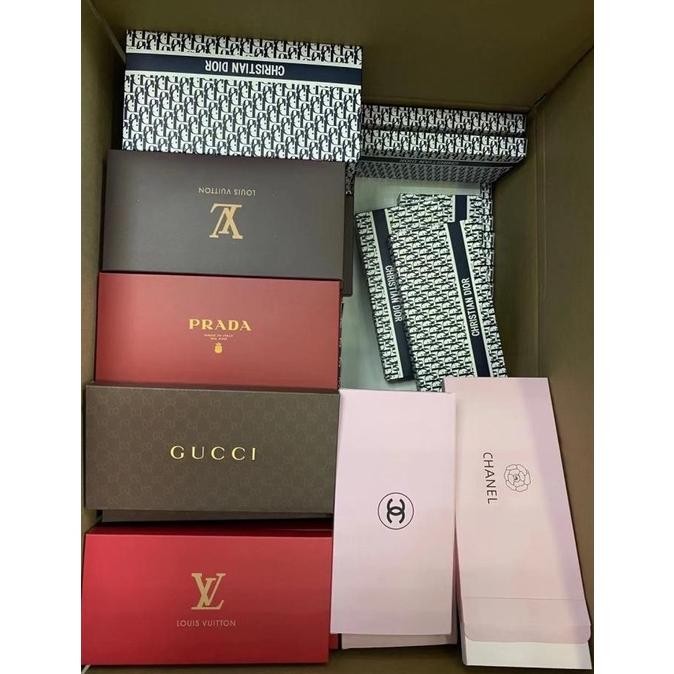 

GHT Amplop Angpao Merek Motif LV CHANEL Dior Gucci Tahun Baru Imlek &Natal