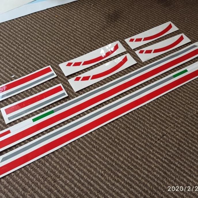 Ori - Sticker Cutting List Vespa Universal Mode Striping Vespa Sprint Carbon