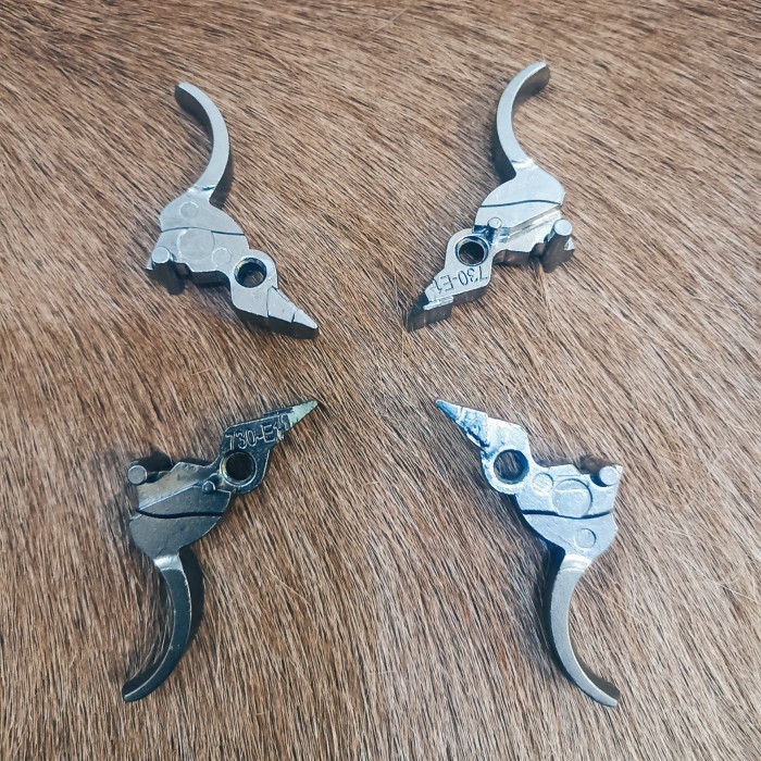 Trigger 733 731 M36 (1-10) - Hitam