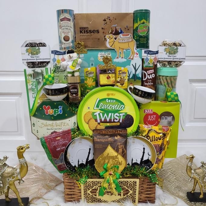 

Sale! Paket Dekorasi Lebaran Idul Fitri Hampers Parcel Hadiah Kue Kering 079