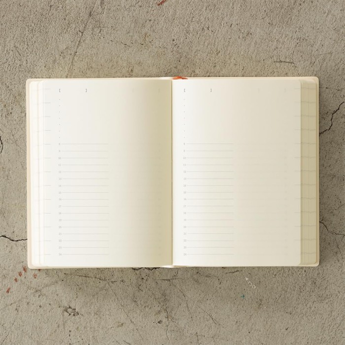 

Midori 2025 Diary 1 Day 1 Page Size A6 / A5 MD 1D1P Monday Start Planner 2025 Ready Stock Handcarry