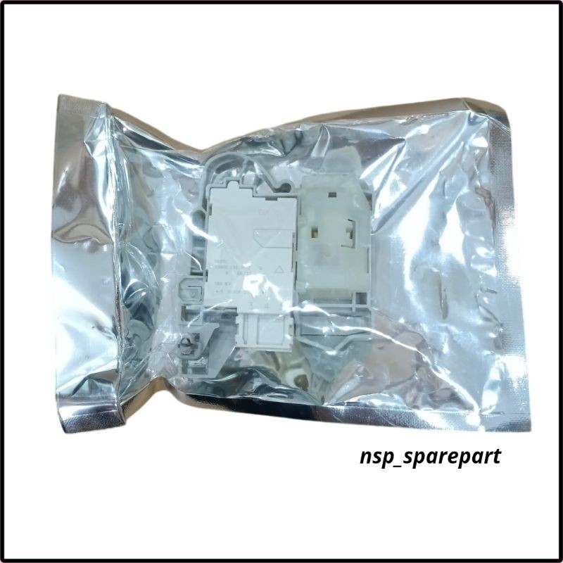 Door Lock Switch Pintu Mesin Cuci Electrolux EWF10843 EWF85743 EWF80473