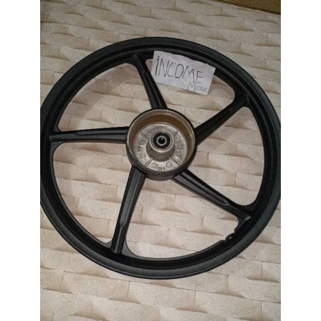 VELG RACING MEREK ROSSI UNTUK HONDA GRAND