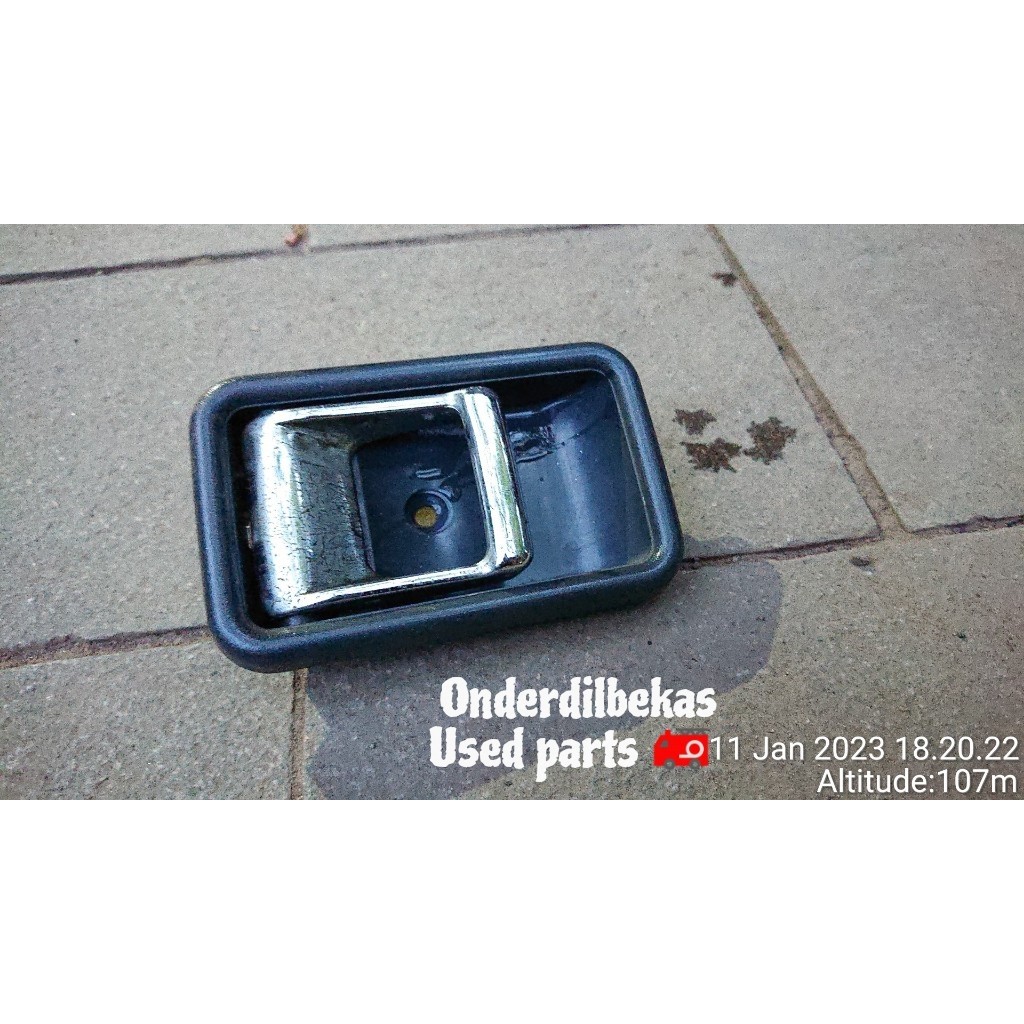 handle dalam mazda 323 Elite trendy