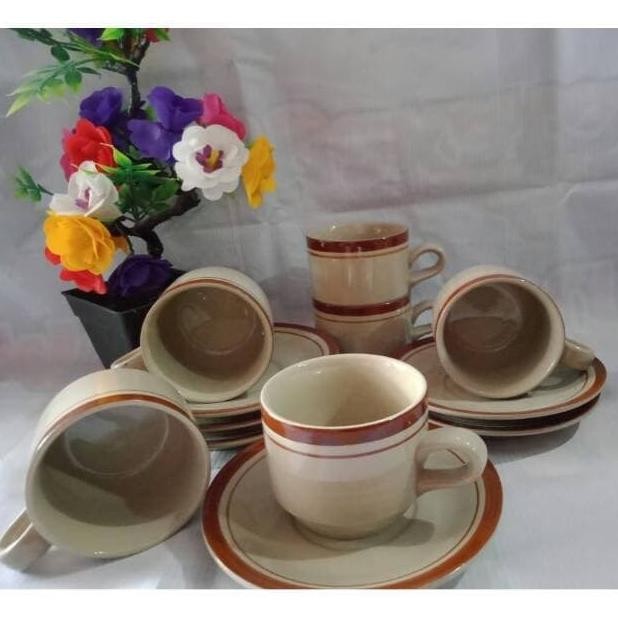 Cangkir Keramik / Gelas Keramik set 6 pcs+ Tatakan Lucky List