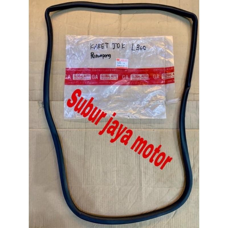 Karet Jok Mitsubishi L300 Bagian Penumpang